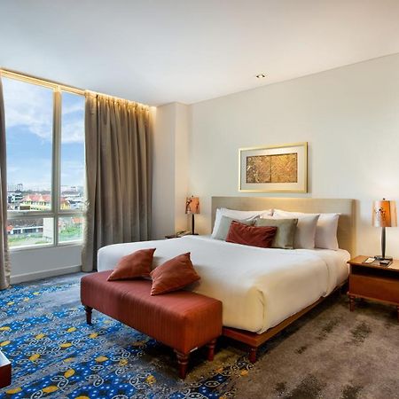 Jambuluwuk Malioboro Hotel Yogyakarta Exterior photo Executive Suite